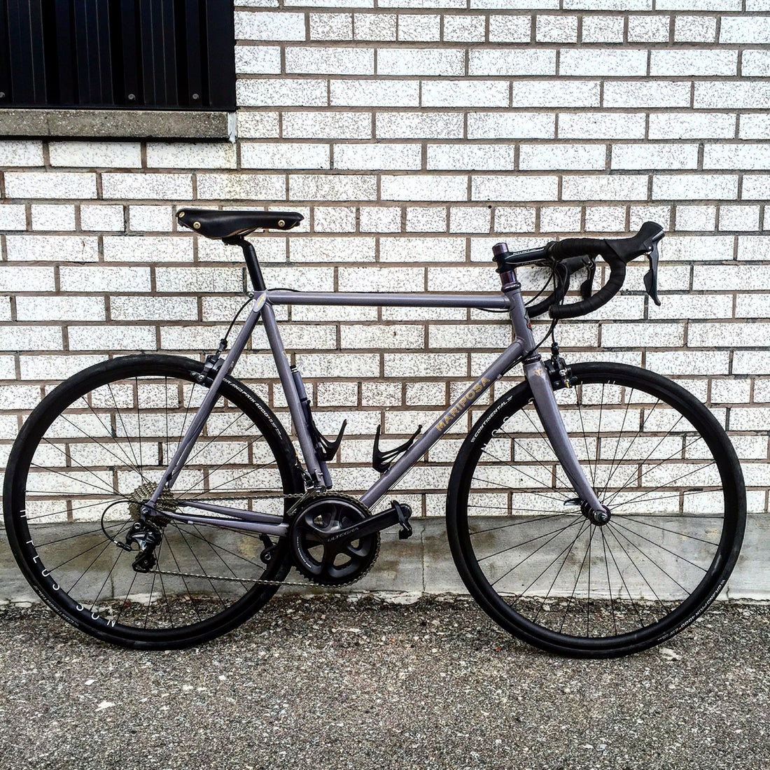 Mariposa Feature:  Road Bicycle with Shimano Ultegra and Chris King Components