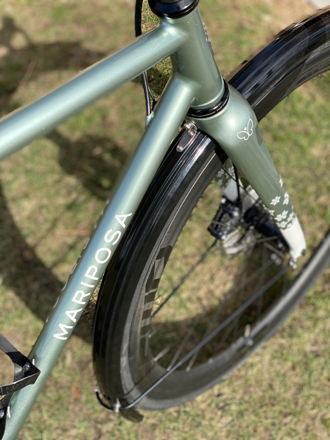 Mariposa Feature: All-Road Shimano Ultegra Di2