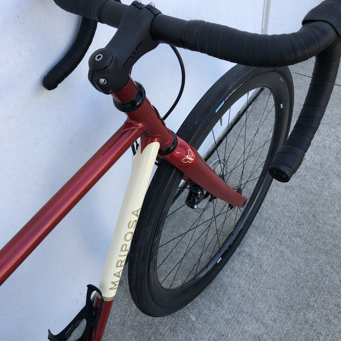 Mariposa Feature: All-Road Bicycle with Shimano Ultegra Di2 Hydraulic