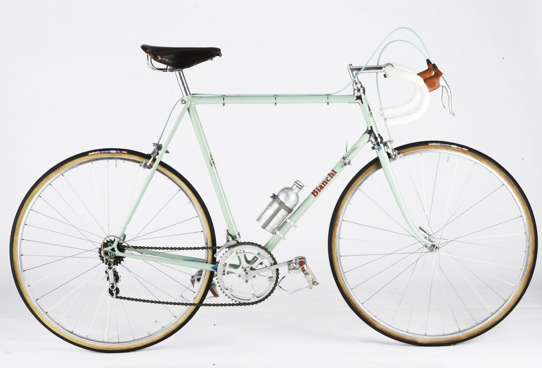 Vintage Bicycle Feature: Bianchi Campione del Mondo. Italy, 1953