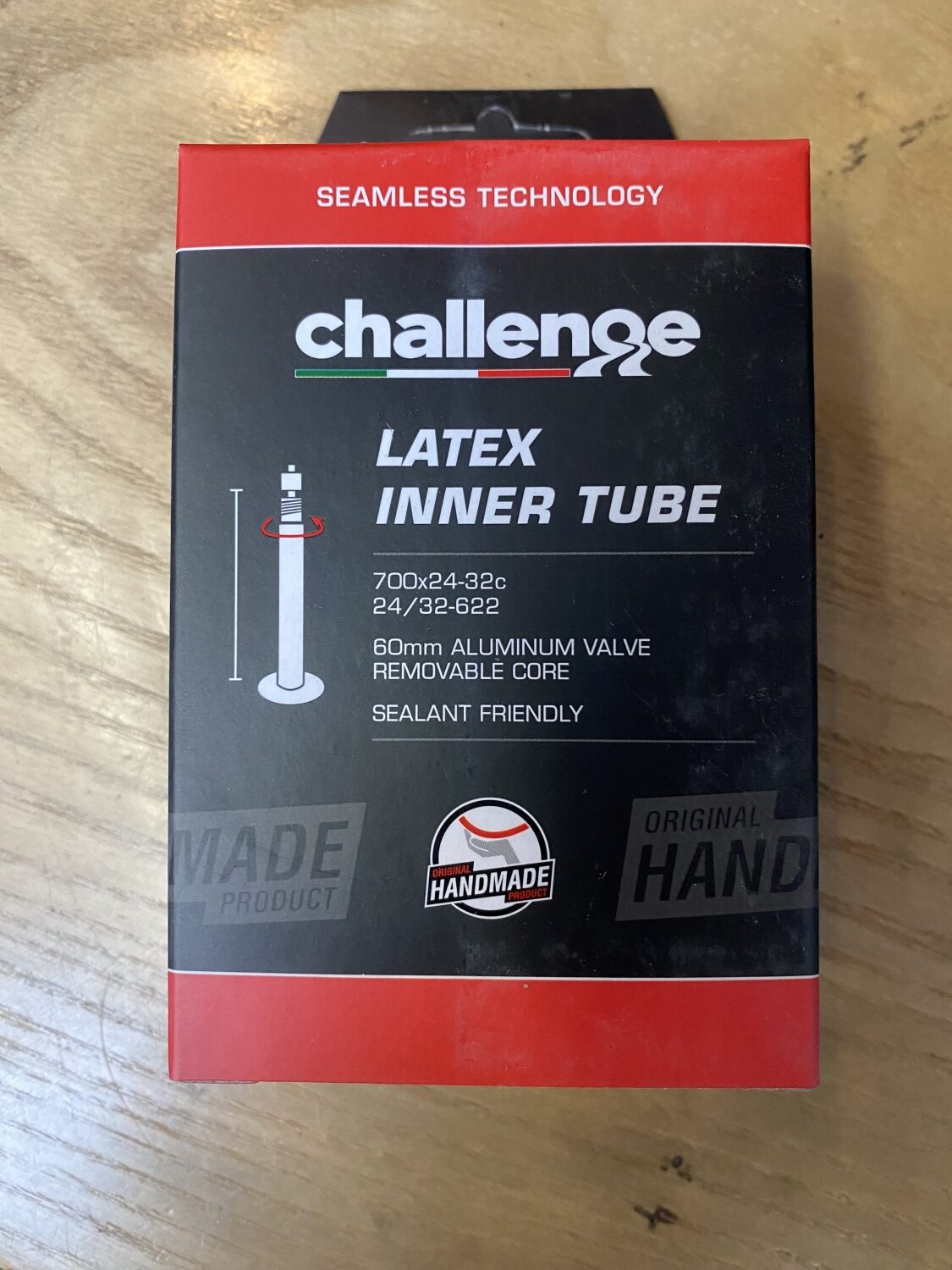 Challenge Latex inner tube, 700C, 60mm Aluminum Presta valve