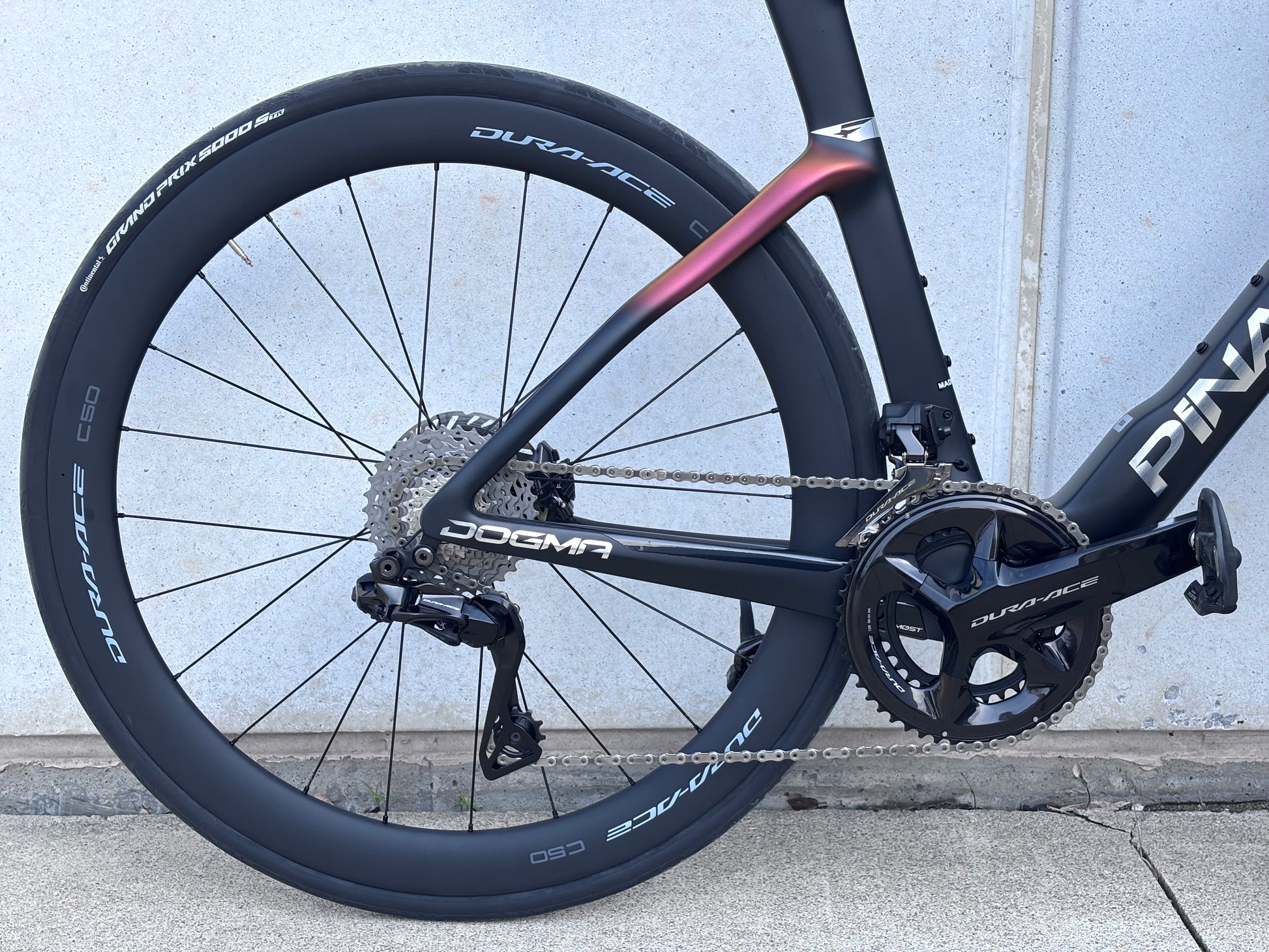 Pinarello Dogma F, Size 55cm, Luxtor Red Gold