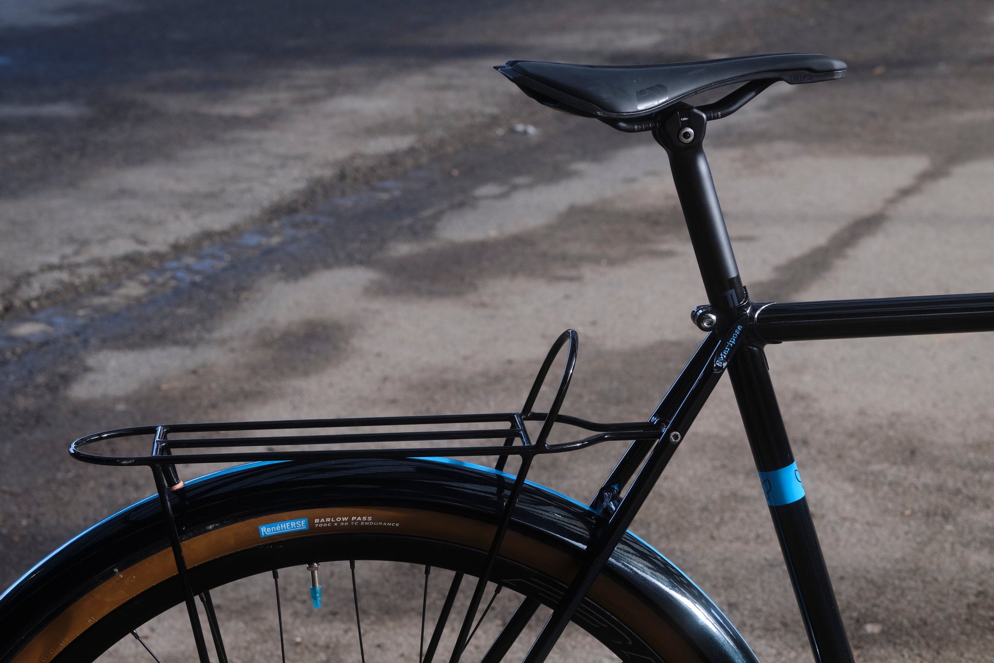 Mariposa City Bicycle with Shimano Cues Q'Auto & Dynamo Lights, Size 55cm